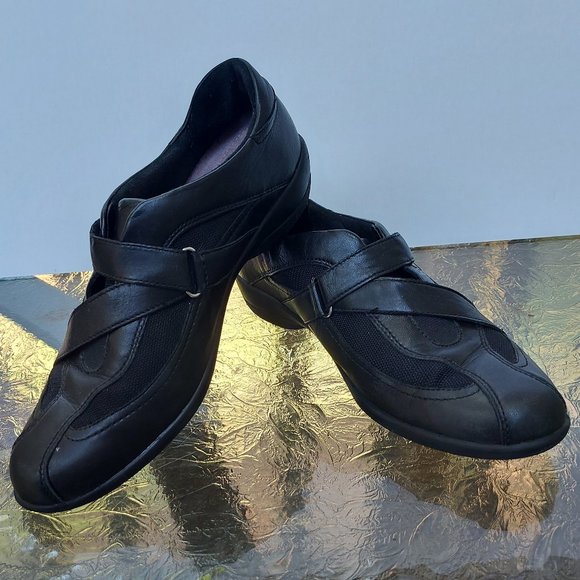Clarks Shoes - Clarks Everyday Womens Showstopper Leather Shoes
